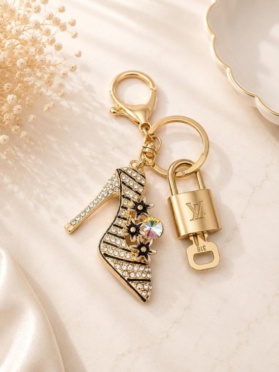 Louis Vuitton Accessories - Authentic Louis Vuitton Gold Lock & Key ✨ Bag Charm Unbranded Shoe Keychain